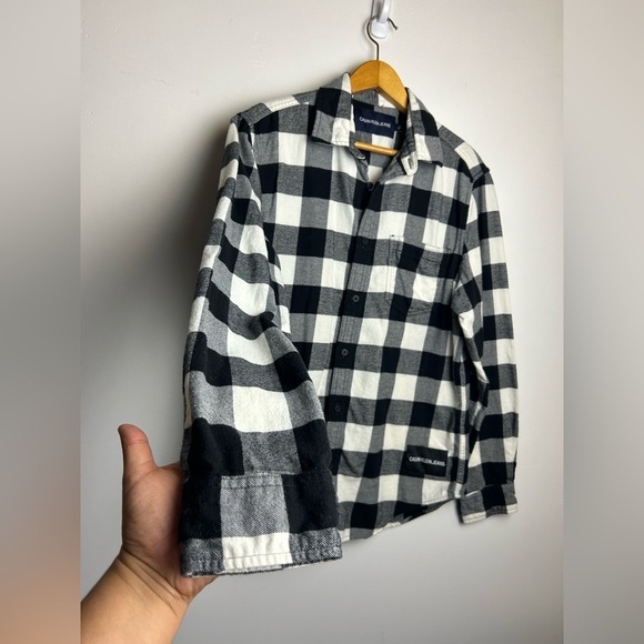 Calvin Klein Jeans Shirt Blouse M Button Up Plaid Flannel Casual Cottage cozy - Picture 3 of 14